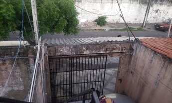 Imagem 3: Aluga-se minha casa de cima mobiliada e dois quartos , cozinha e sala , banheiro