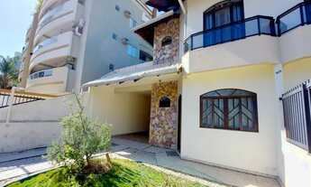 Imagem 4: Casa para aluguel com 200 metros quadrados com 4 quartos em Bombas - Bombinhas - SC