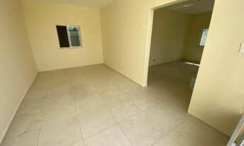 Imagem 2: Casa para venda possui 101 metros quadrados com 2 quartos em Cajazeiras V - Salvador - Bah