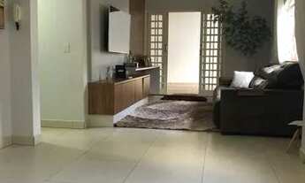 Imagem 5: Vendo casa Parque das Laranjeira, na 2º etapa, 3/4 sendo 1 suíte, garagem coberta, com chu