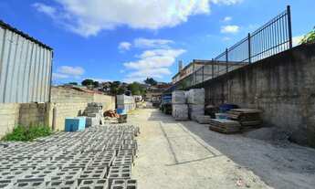 Imagem 5: Terreno de 1221 metros quadrados, perfeitamente adequado para investimento