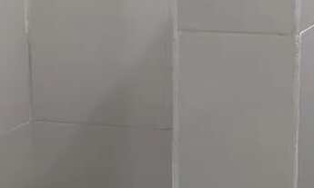 Imagem 4: Aluguel de Kitnet - sala, cozinha, banheiro, varanda e área de serviço