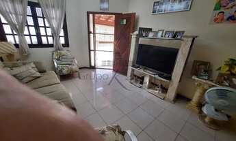 Imagem 2: Casa - Jardim América - 3 Dormitórios - 121m²