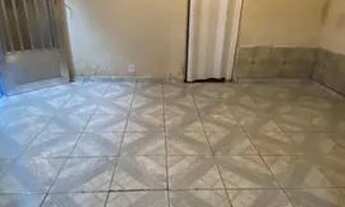 Imagem 2: ALUGO CASA Casa com 1 dormitório