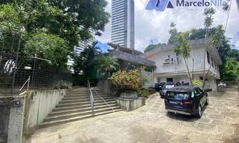 Imagem: Casa Comercial em Casa Forte, Avenida Principal