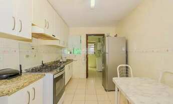 Imagem 6: Sobrado para venda tem 243 metros quadrados com 4 quartos em Hugo Lange - Curitiba - PR