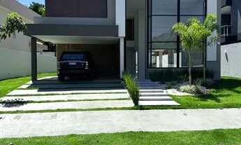 Imagem 2: Casa de condomínio para venda possui 280 metros quadrados com 4 quartos