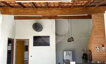 Imagem 2: Imóvel residencial no bairro de Santa Terezinha com ótima localização