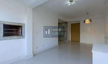 Imagem 5: Apartamento de 2 dormitórios e 1 vaga de garagem no bairro Passo da Areia