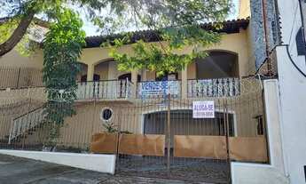 Imagem: Ampla casa térrea na Av. Dr. Armando Sales