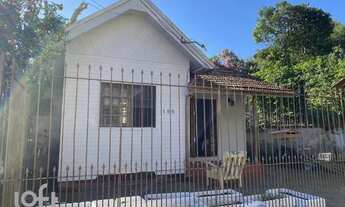 Imagem: Casa à venda em Centro com 75 m², 2 quartos