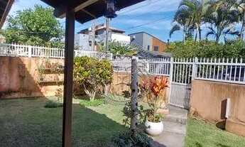 Imagem: FLORIANóPOLIS - Casa Padrão - Campeche