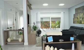 Imagem 7: LINDA Casa com 291 metros quadrados com 4 quartos sendo 3 suítes Jardim Siesta - Jacareí