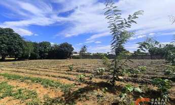 Imagem: Lote em condomínio com 2700 m² por R$