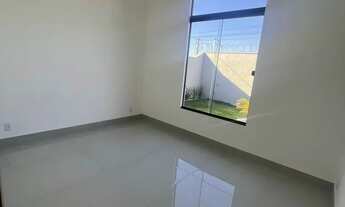 Imagem 6: Casa alto Padrão Térrea três quartos sendo duas suítes próximo ao setor flor do Ipê