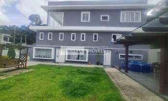 Imagem: Casa com 3 Dormitórios, 2 Suítes, 300