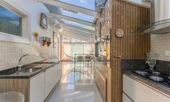 Imagem 4: Casa em Condomínio, 04 Quartos, 02 Vagas, Piscina, Santa Felicidade, Curitiba