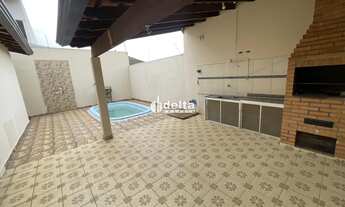 Imagem 5: Casa residencial com 4 quartos disponível para locação no bairro Cidade Jardim em Uberlând