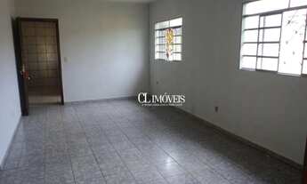 Imagem 4: Casa ampla de 3 quartos para alugar, 100 m² por R$ 3.500/mês - Antares - Londrina/PR