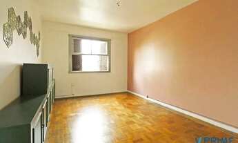 Imagem: Vende-se amplo apartamento de 3 quartos