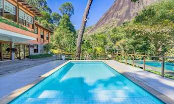 Imagem 3: Casa com 6 quartos em Corrêas, Petrópolis