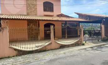 Imagem 2: Excelente localização em Niterói, situado em São Francisco. 3 Suites, 5 quartos e piscina