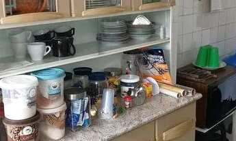 Imagem 2: Casa com três dormitórios sendo um suíte no Parque 10 - 100m²