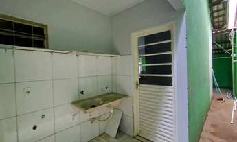 Imagem 4: Casa em ótimo estado para alugar no Céu Azul, condomínio Val 8