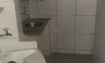 Imagem 2: Kitnet para Locação em Duque de Caxias, Olavo Bilac, 1 dormitório, 1 banheiro