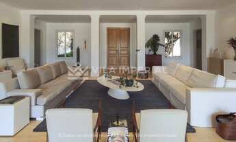 Imagem 7: Um lar excepcional com uma arquitetura toscana à venda na Quinta da Baroneza!