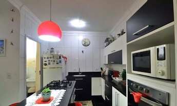 Imagem 7: Apartamento para venda possui 85 metros quadrados com 3 quartos em Vila Floresta - Santo A