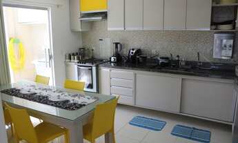 Imagem 2: Casa de condomínio para aluguel possui 140 metros quadrados com 3 quartos