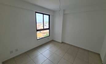 Imagem 5: Apartamento em Jacarecica, 72m²; 2 suítes, varanda