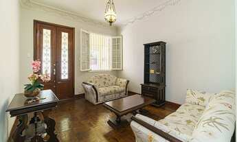 Imagem 2: Sobrado dos sonhos no coração da Aclimação com 332 m²