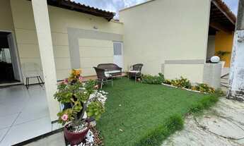 Imagem 2: Casa para venda possui 200 metros quadrados com 3 quartos em Alto do Calhau - São Luís