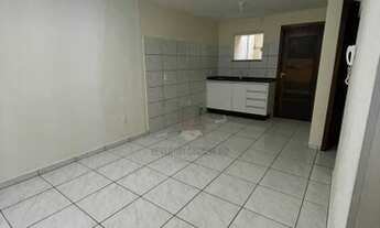 Imagem 2: CASA DUPLEX DE DOIS DORMITÓRIOS NO BAIRRO INGLESES. EXCELENTE LOCALIZAÇÃO