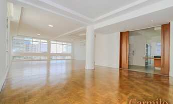 Imagem 1: Espetacular! Totalmente reformado em edifício icônico!