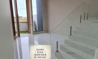 Imagem 2: Com muito quintal!!!