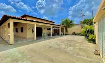 Imagem 2: Casa com 336m² em Barreirinhas Área toda avarandada e Churrasqueira 04 Suítes MKT*20TR1063