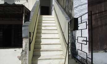 Imagem 2: Ótimo Local ! Casa com 4 dormitórios