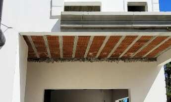 Imagem 3: Casa nova Neoclássica no Recanto de Portugal - Excelente localização