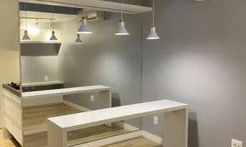 Imagem 2: Apartamento de 37m2 com 1 suíte, sala e cozinha, todo reformado!