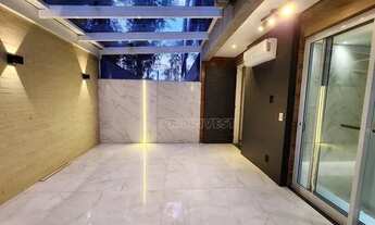 Imagem 2: Casa de Condomínio para venda e aluguel em Granja Viana de 169.00m² com 3 Quartos, 3 Suite