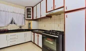 Imagem 3: EXCELENTE SOBRADO EM REGIÃO PRIVILEGIADA DE CURITIBA