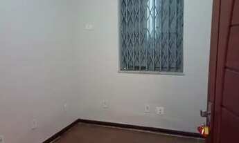 Imagem 5: ALUGO APARTAMENTO TIPO CASA 2 QUARTOS+ GARAGEM EM RAMOS-RJ