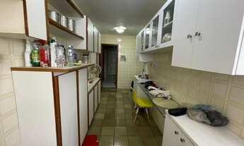 Imagem 3: Apartamento para Venda em Recife, Casa Amarela, 2 dormitórios, 1 suíte, 1 banheiro, 1 vaga