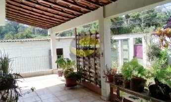 Imagem 2: Casa jardim colibri