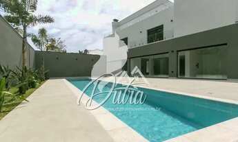 Imagem 2: Padrão Jardim Europa 746m² 06 Dormitórios 05 Suítes 4 Vagas