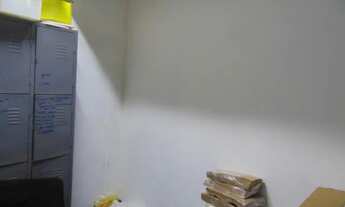 Imagem 4: Ponto comercial/Loja/Box para venda possui 120 metros quadrados com 4 quartos