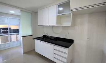 Imagem 2: Apartamento de 2 quartos e sacada gourmet para alugar no centro!